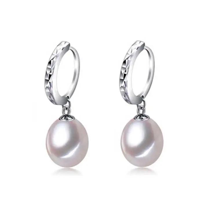 Hopeiset helmikorvarenkaat zirkoneilla HM Koru