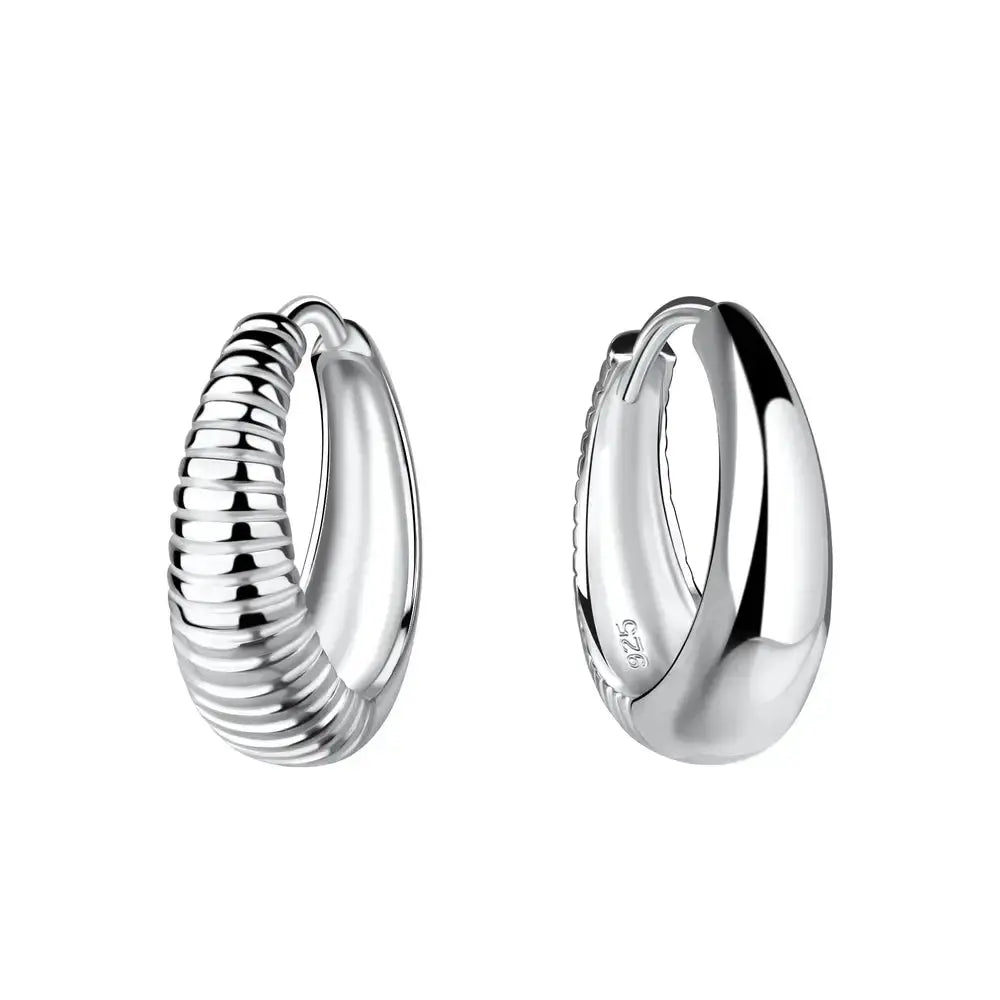 Hopeiset korvarenkaat kuvioinnilla 16 mm - hopeakorvakorut