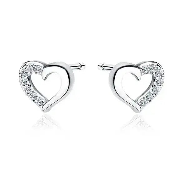 Hopeiset sydänkorvakorut zirkoniakivillä - hopeakorvakorut