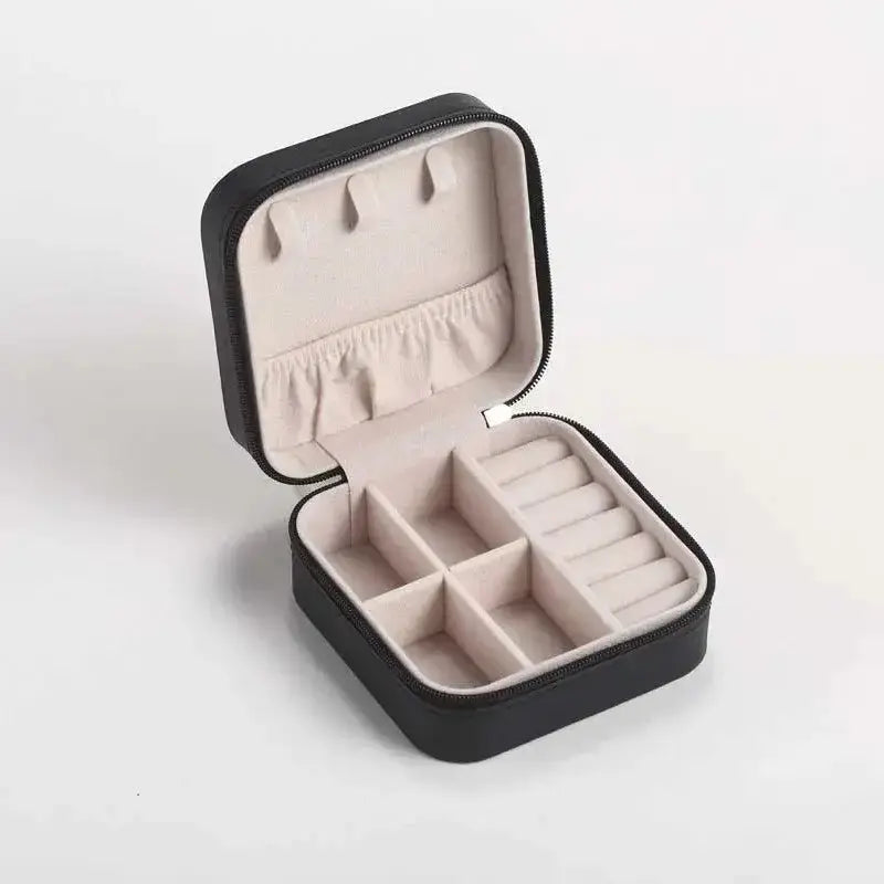 Korurasia musta neliö - korurasia