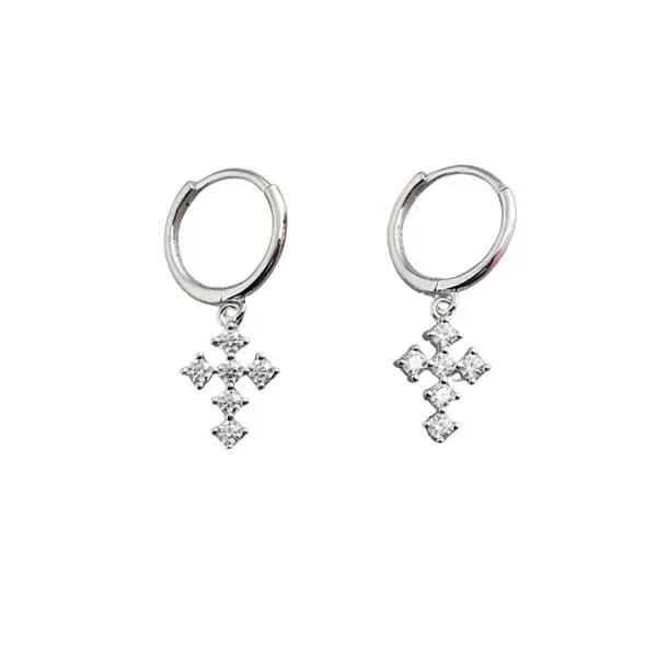 Hopeiset ristikorvakorut zirkoneilla