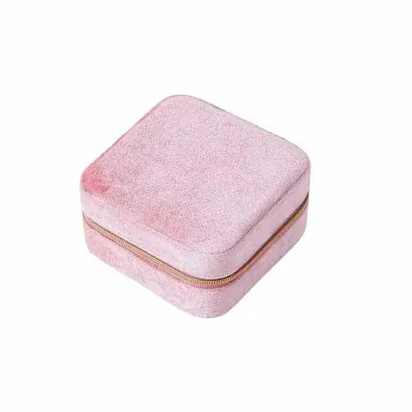 Vaaleanpunainen samettinen korurasia - korurasia